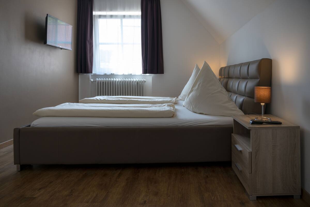 Quadruple Room | Hypo-allergenic bedding available, desk, iron/ironing board (on request)