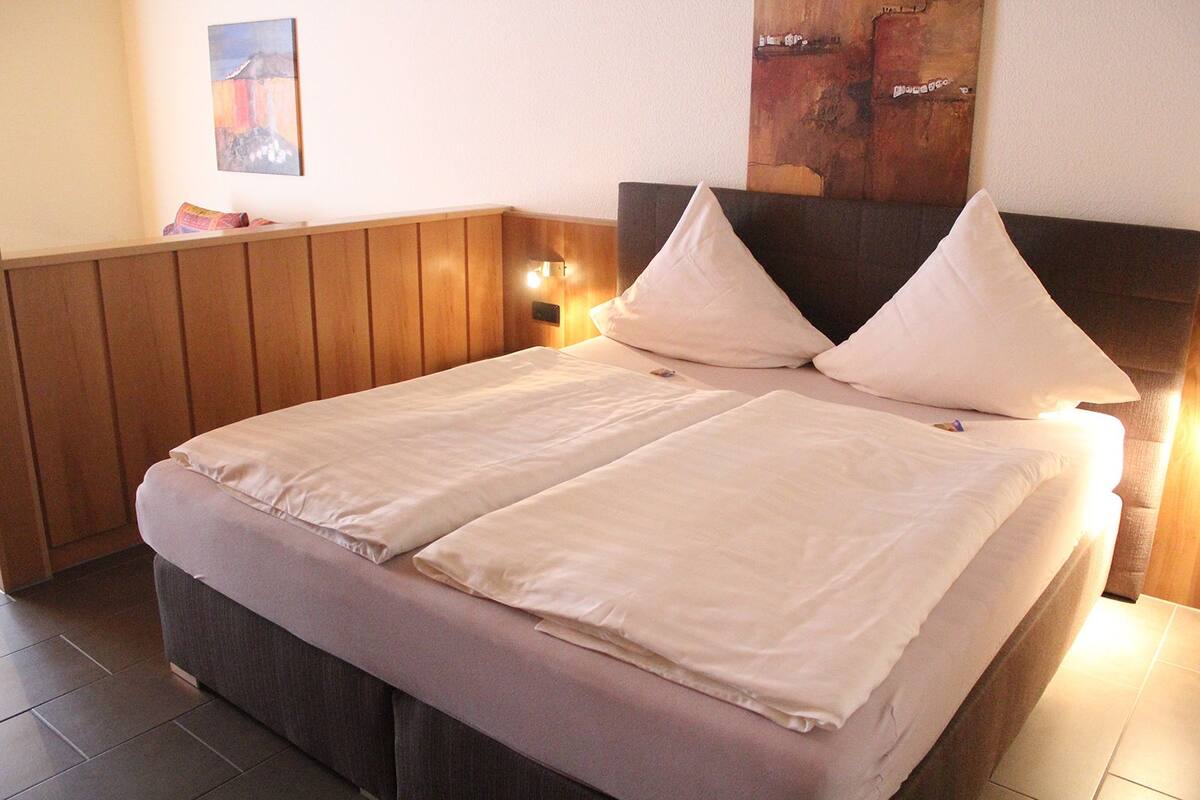 Lits pliants/supplémentaires, Wi-Fi gratuit, draps fournis