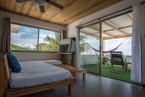 Panoramic Apartment, Multiple Beds, Non Smoking, Ocean View | 1 bedroom, free WiFi, bed sheets - Casa Swell (Cóbano)