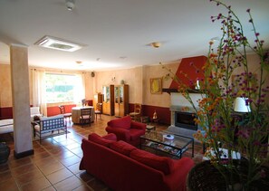 Sala de estar en el lobby