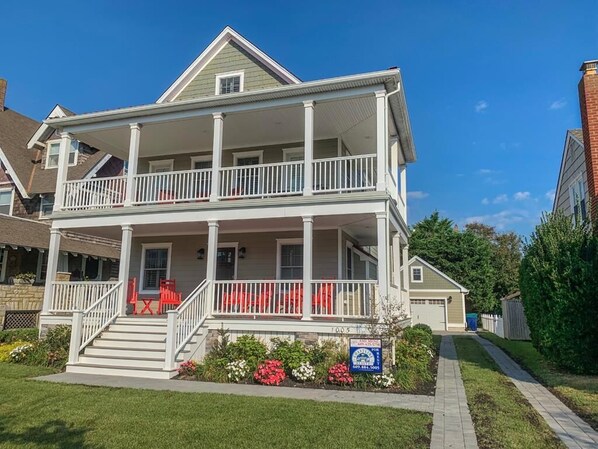 المنشأة من الخارج