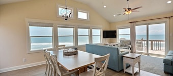 Ocean Point- Incredible Ocean Views- Step onto the Beach! Community pool