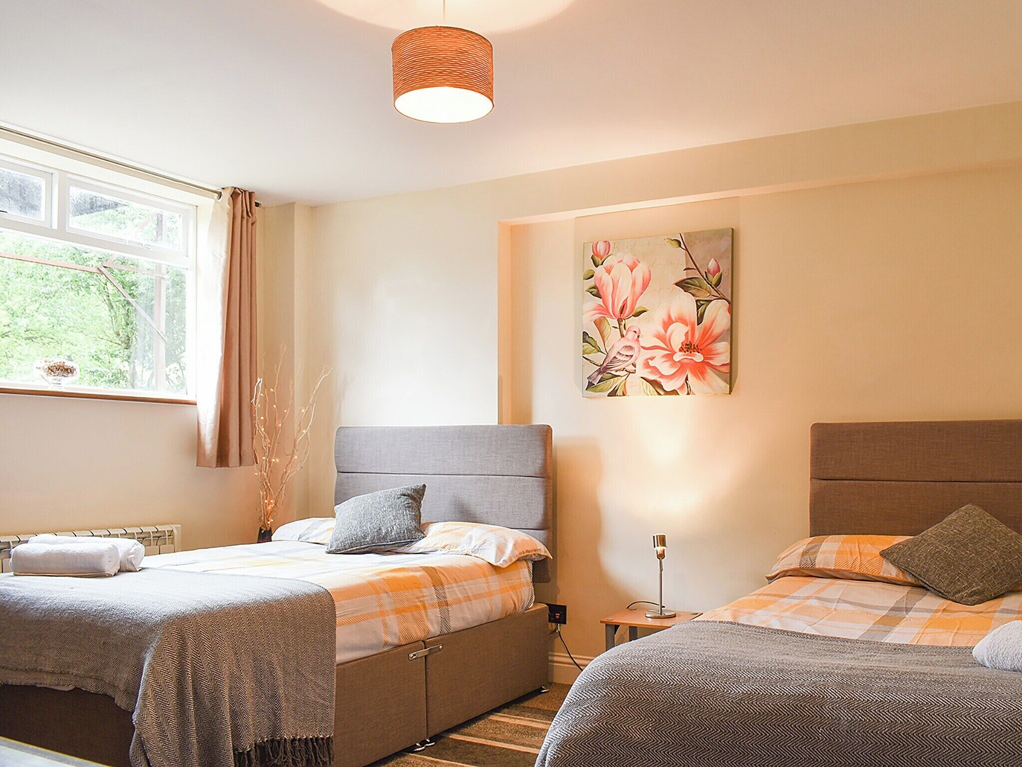 3 bedrooms, free WiFi, bed sheets