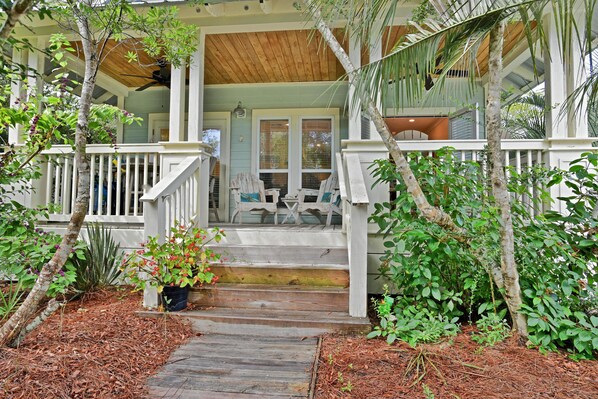 House | Property entrance - Daddio's Cottage Holiday home 3 Coastal Dreamin (Panama City Beach)