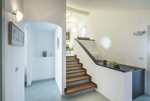 Interior - app. 1 Villa Osca a view of the sea and trabocchi, holiday abruzzo (Vasto)