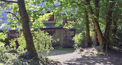 3 bedroom accommodation in Llangaffo, Anglesey