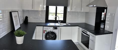 Fridge, microwave, oven, stovetop