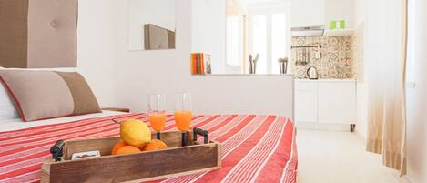 1 chambre, fer et planche à repasser, lit parapluie, Wi-Fi gratuit