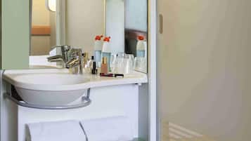 Dutxa, tovalloles, sabó i xampú