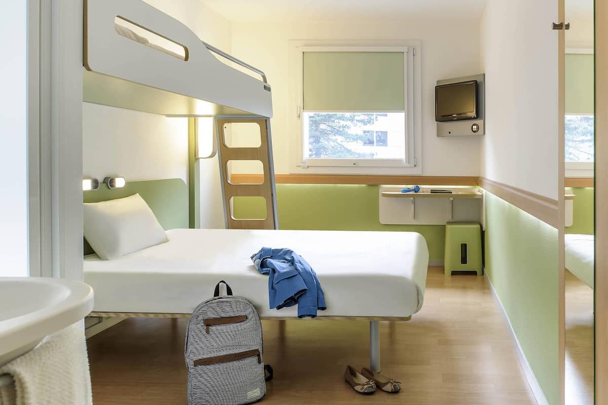 Standard Room, 1 Double Bed | Soundproofing, free WiFi, bed sheets