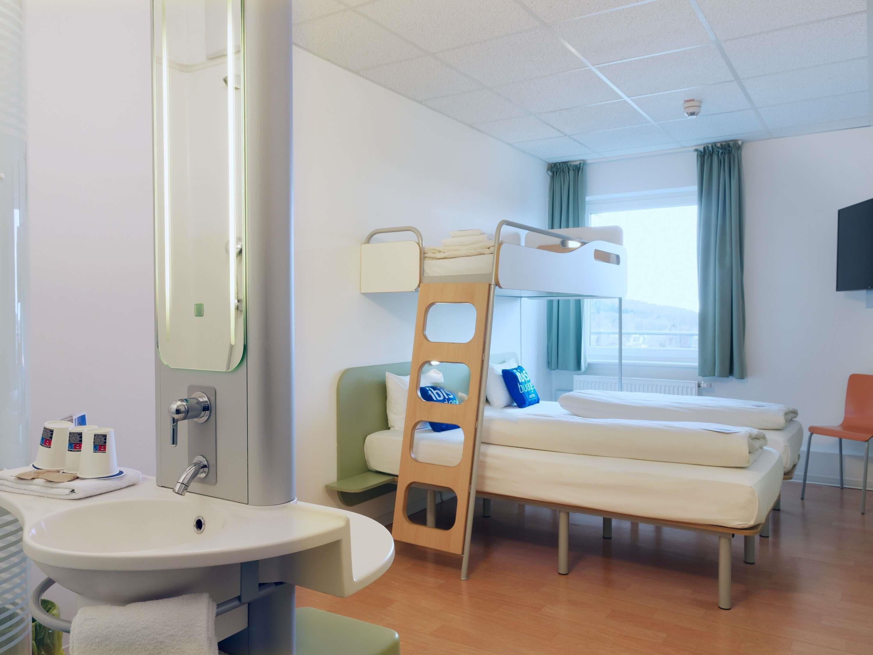 Chambre Triple, 1 lit double