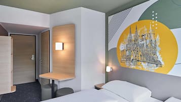 Doppelzimmer | Schreibtisch, Verdunkelungsvorhänge, schallisolierte Zimmer