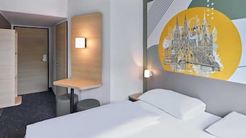 Kahden hengen huone | Työpöytä, pimennysverhot, äänieristys, ilmainen Wi-Fi