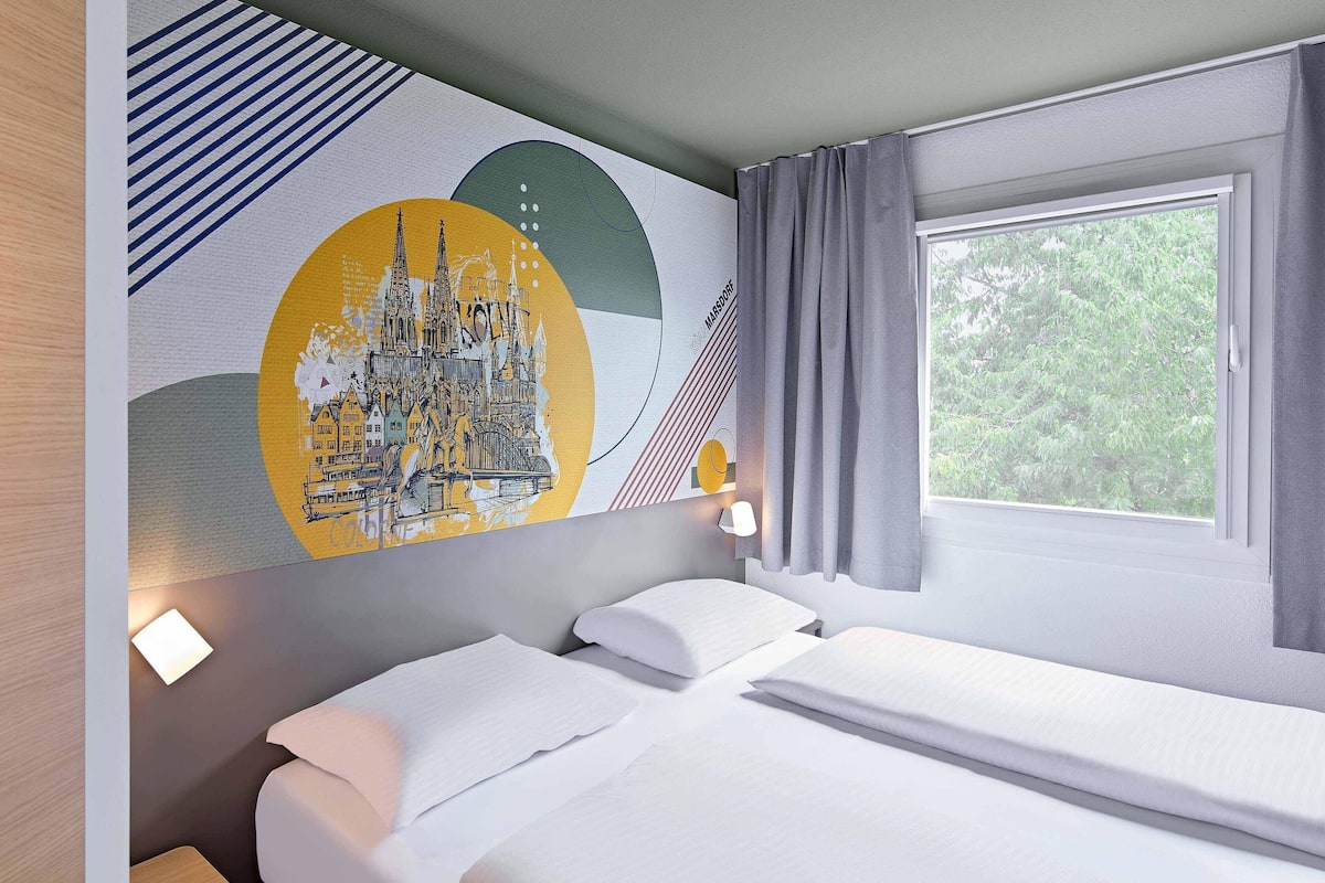 Double Room | Desk, blackout drapes, soundproofing, free WiFi