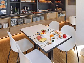 Restaurant - B&B HOTEL Köln-Marsdorf (Cologne)