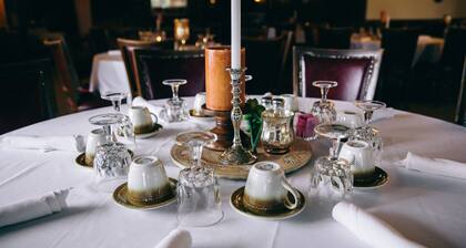 Fannies Supper Club and Motel