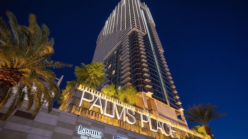 StripViewSuites at Palms Place Penthouses
