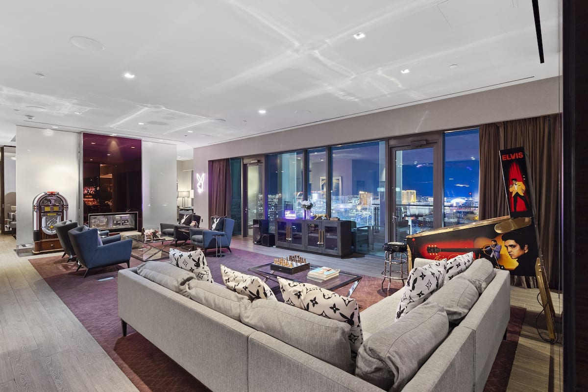 Smart TV 65 pulgadas con canales de televisión por cable, televisión