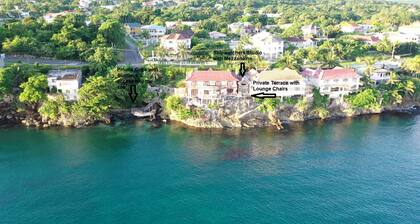 Ship watchers Oceanfront Tiny House Retreat with Mezzanine and Private Jetty