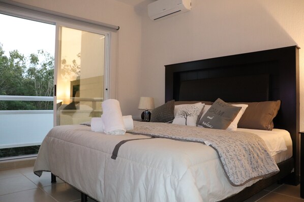 Presidential Townhome, 3 Bedrooms, Non Smoking