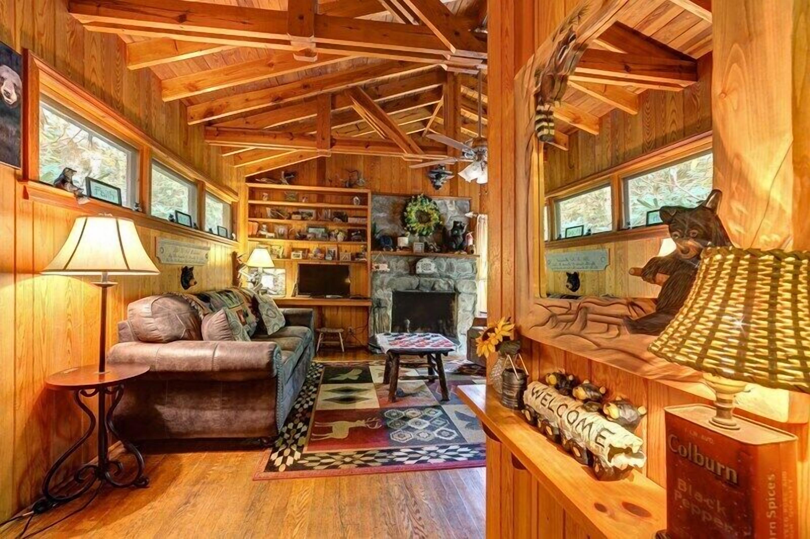 Télévision, cheminée