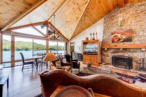 Interior - Knot Done | Luxurious Lakefront Lodge (Clarkesville)