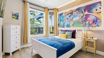 3 bedrooms, iron/ironing board, travel crib, WiFi (free)