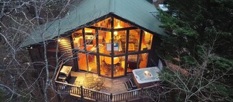 No Stress est l'escapade idéale dans la magnifique vallée de Sautee Nacoochee, non loin d'Alpine Helen