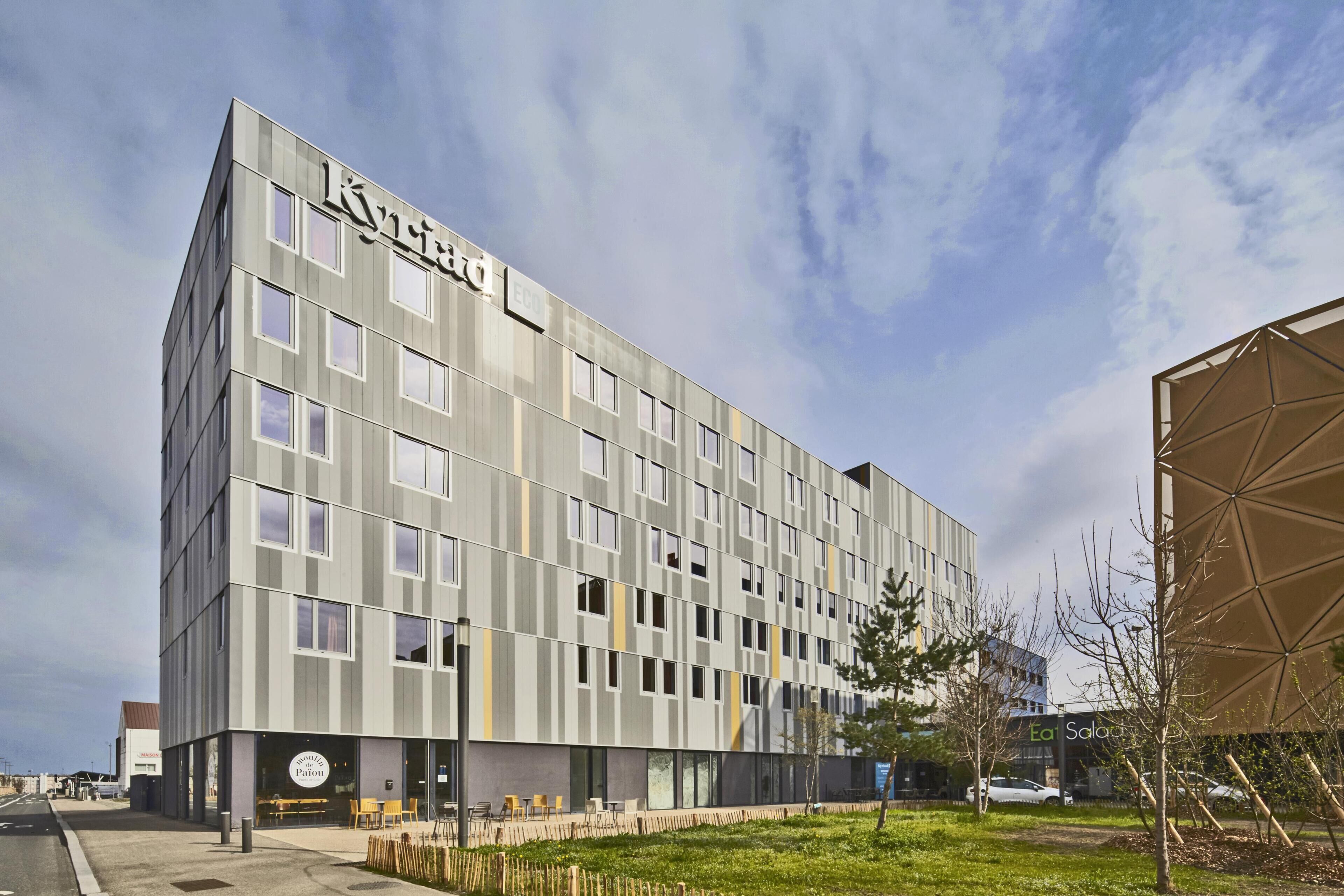 واجهة المنشأة