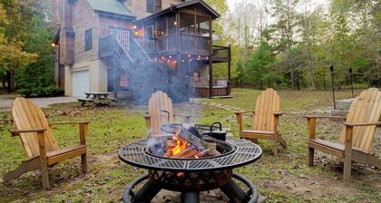 Down by the River on ihanteellinen perheesi loma paikalla, sijaitsee muutaman kilometrin etelään Alpine Helen, Ga