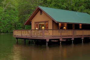 Exterior - Knott's Landing| 1 BR| Floating Cabin (Cleveland)