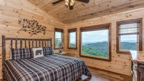 4 Schlafzimmer, Bügeleisen/Bügelbrett, kostenloses WLAN, Bettwäsche