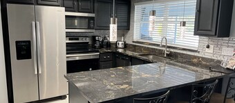 Stunning Contemporary Home in Beautiful "Floresta Pines" Port St Lucie!