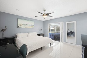 3 habitaciones, escritorio, tabla de planchar con plancha y wifi gratis 