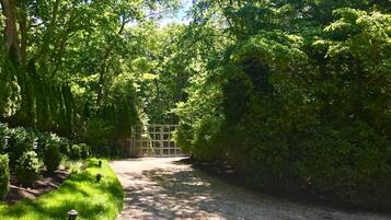 Enceinte de lâhĂ©bergement