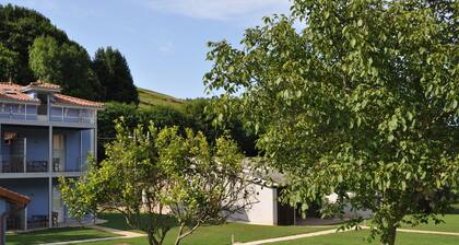 Maaseudun huoneisto Casona la Sierra 3 hengelle Cudillerossa. Ihanteelliset parit.