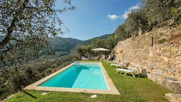 Piscina all'aperto