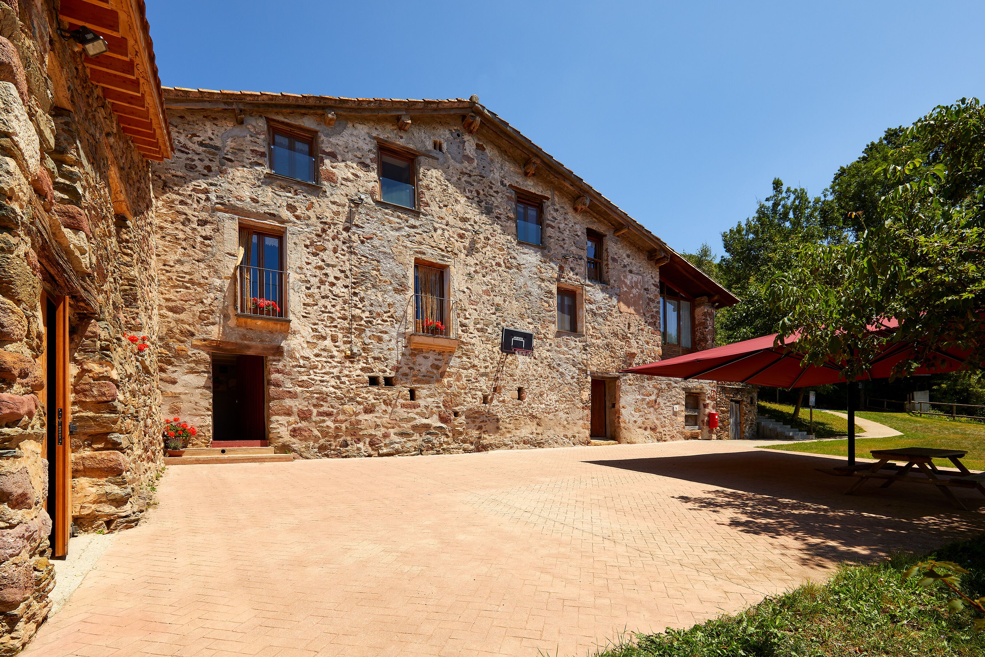 Self catering Mas Can Soler for 6 people