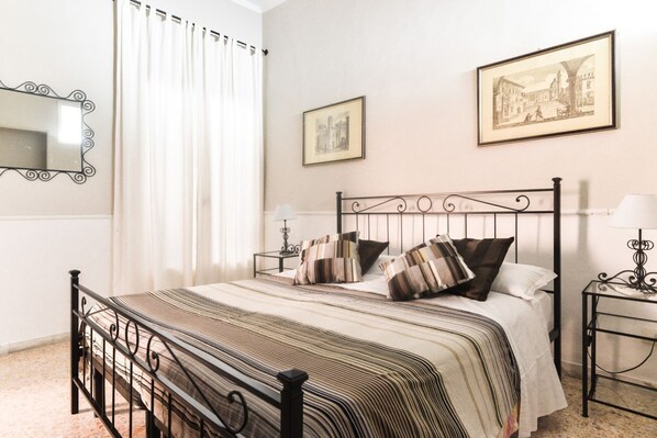 2 Schlafzimmer, WLAN, Bettwäsche