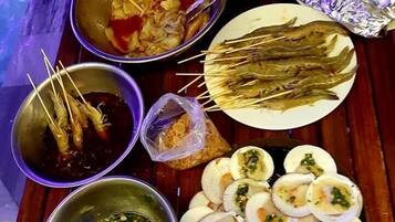 Se sirven desayunos, almuerzos y cenas