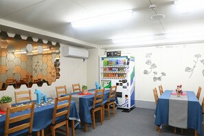로비 좌석 공간