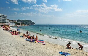Beach nearby - Nice apartment in Stobrec with WiFi (Stobrec)