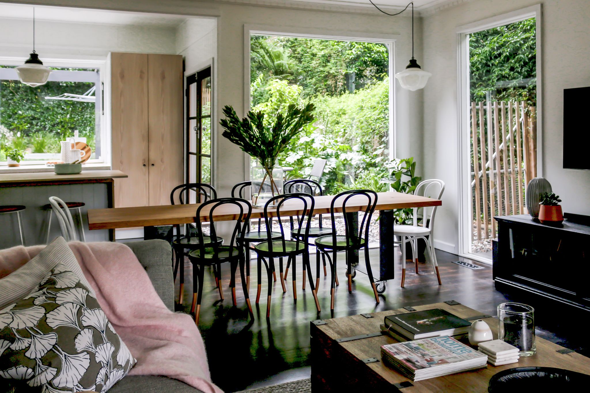 Rumah, Bebas Asap Rokok, pemandangan kebun | Area keluarga | TV layar datar, perapian, dan Netflix