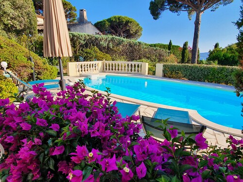 Beautiful Villa with sea view golf St tropez large garden and swimming pool