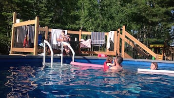 Piscine extérieure, piscine chauffée