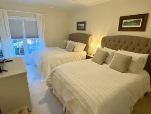 6 slaapkamers, een strijkplank/strijkijzer, wifi, beddengoed