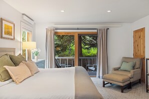 5 soverom, strykejern/-brett, wi-fi og sengetøy