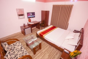 Economy Double Room | Living room | TV - Luminous The Residence (Dhaka)