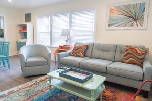 TV, DVD player - Beautiful Three Bedroom with Private Beach Access (Panama City Beach)