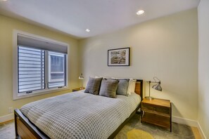 5 chambres, bureau, fer et planche à repasser, Wi-Fi gratuit